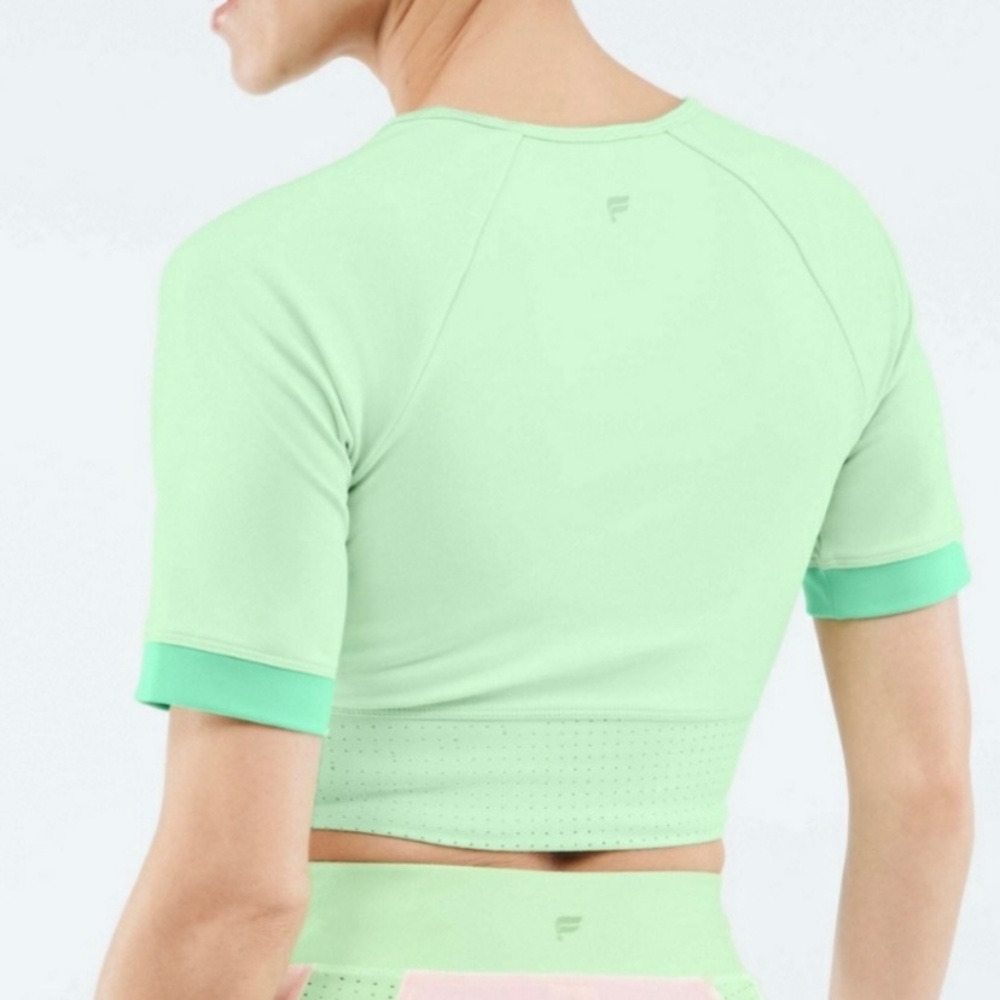 FABLETICS Pastel Green Crop Top - Picture 3 of 11